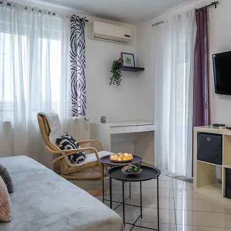 Apartment With A Parking Space - 21369 *